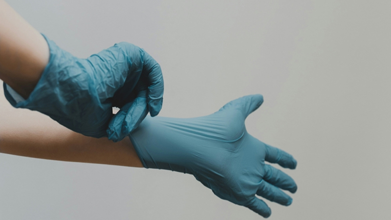 Differentia inter Nitrile caestus et LATEX caestus, quam eligere optimum tutela caestus?